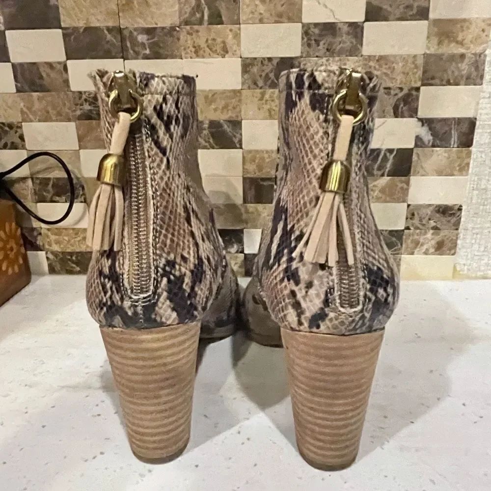 Anne Klein Booties - Picture 3 of 6